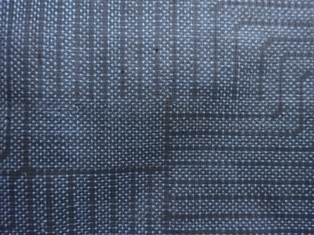 アンティーク　幾何学模様織り出し本場泥大島紬着物(5マルキ)